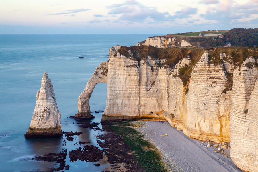 Séjour romantique en Normandie : où aller pour un week-end à deux ?